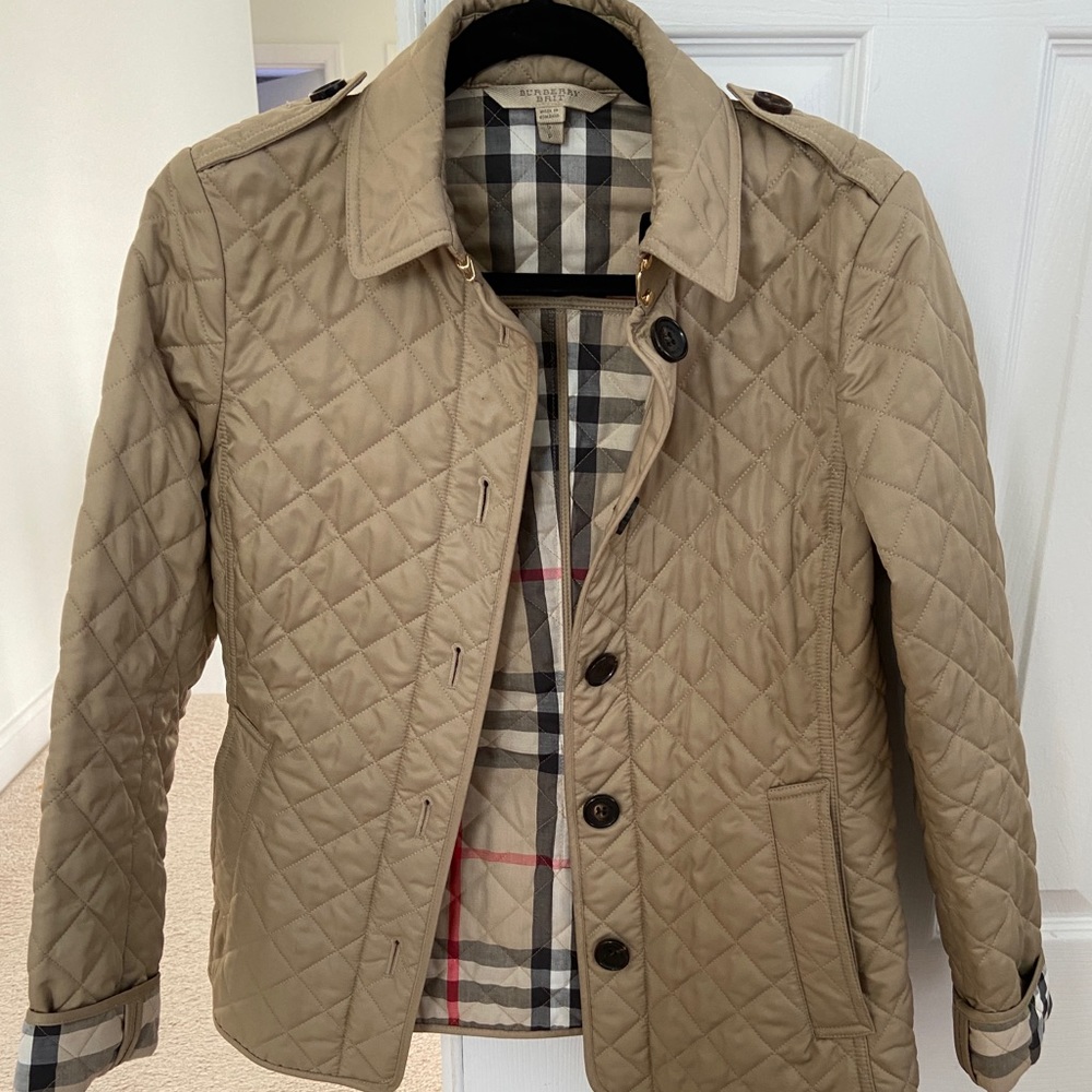 Quilted Burberry Jacket - Small
